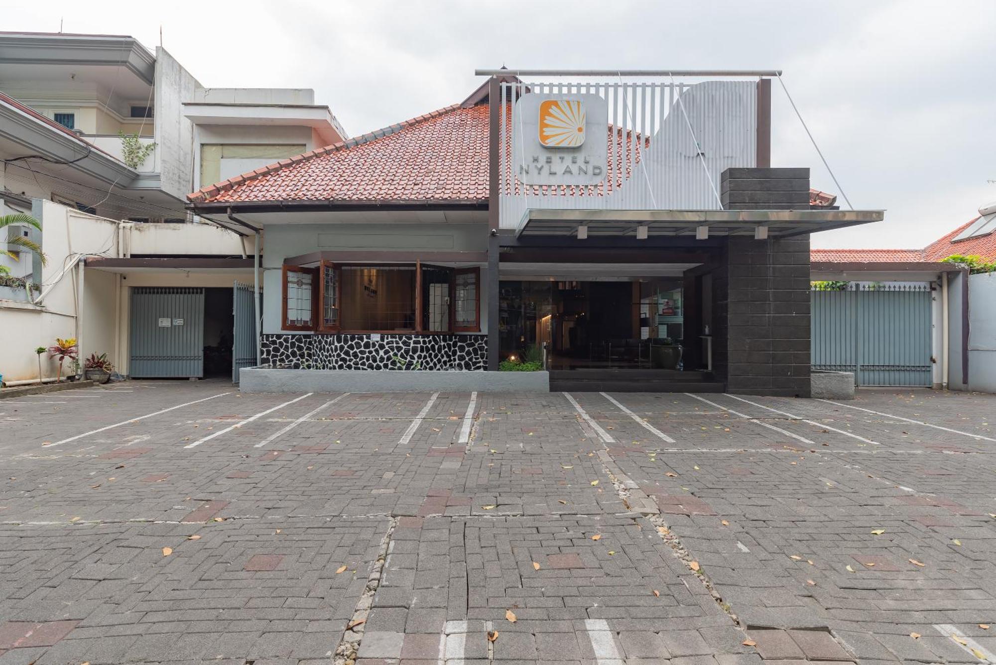 Reddoorz Plus @ Cipaganti Street 3 Bandung Exterior foto