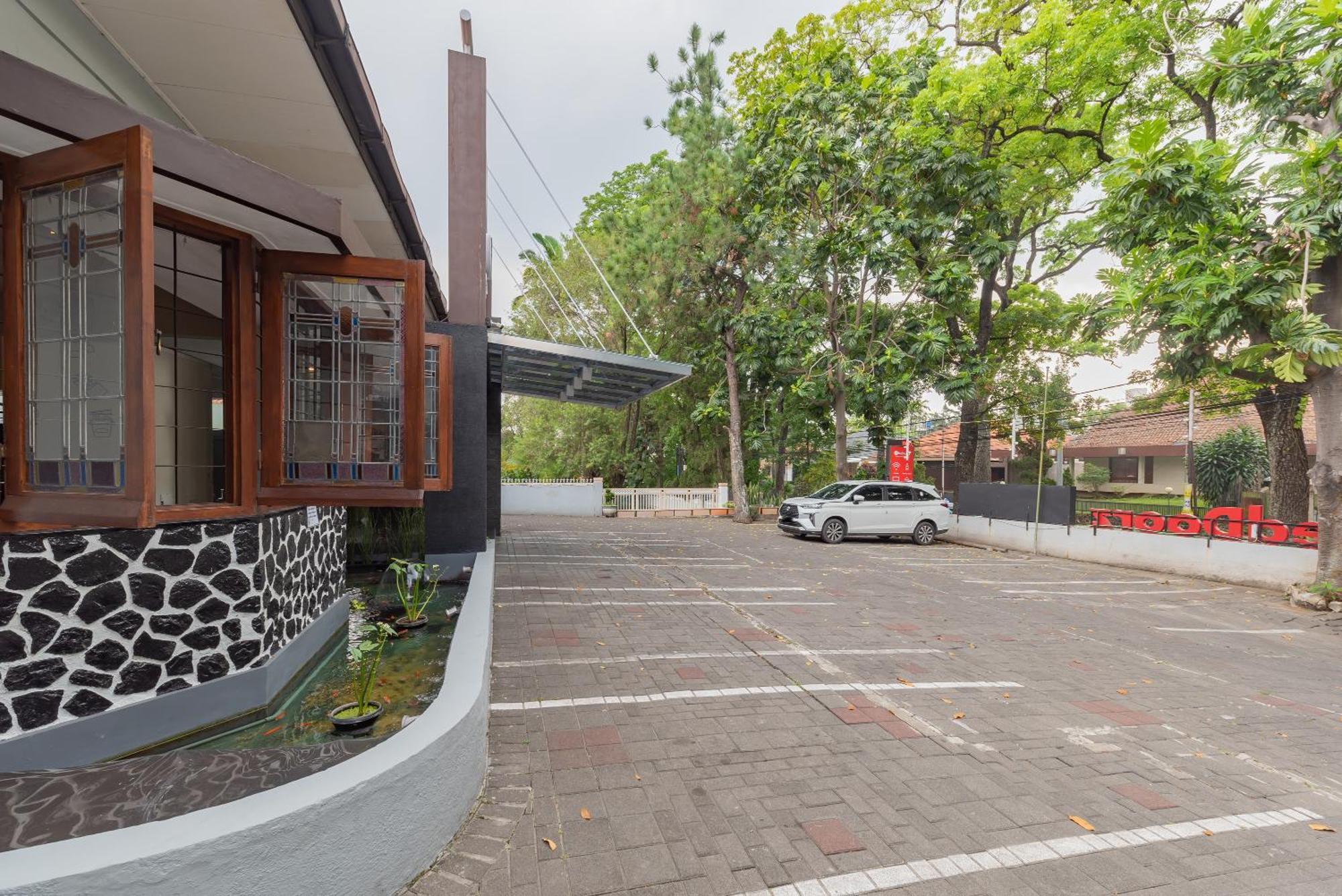 Reddoorz Plus @ Cipaganti Street 3 Bandung Exterior foto